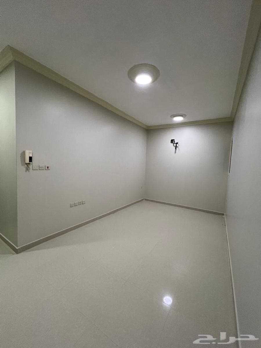 شقة 3 غرف في المهدية 5