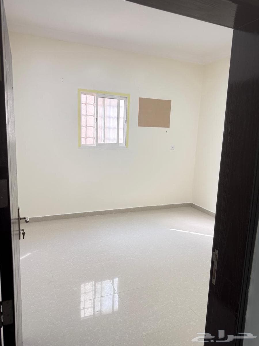 شقة 3 غرف في الجنادرية 6