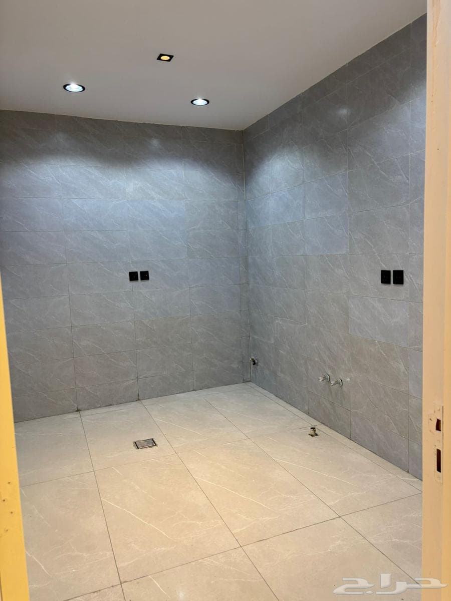 2 bedroom apartment in Al Aqiq 11