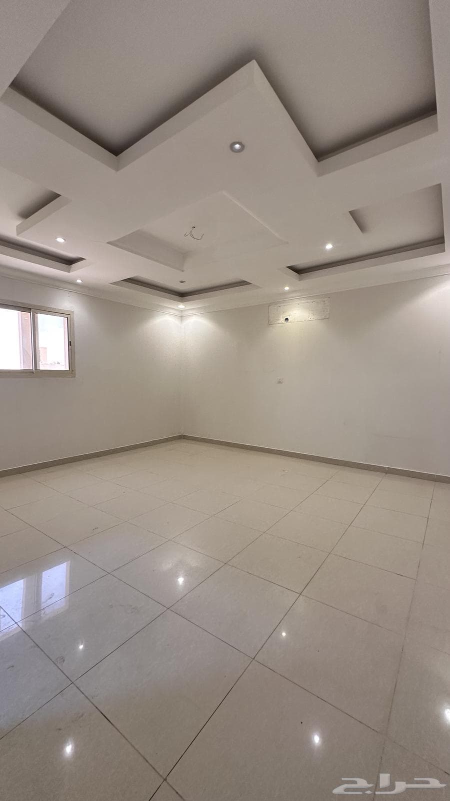 شقة 5 غرف في بدر 4