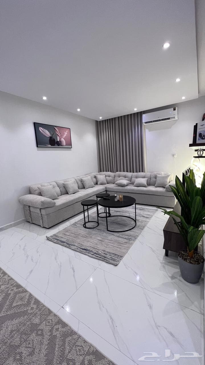 شقة 2 غرف في الرمال 3