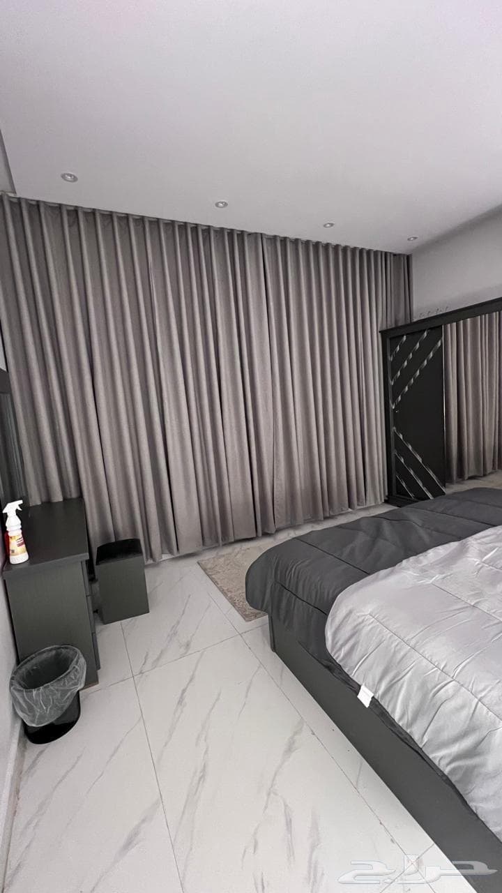 شقة 2 غرف في الرمال 5