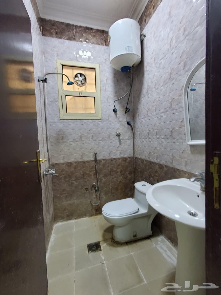 فيلا 10 غرف في ظهرة لبن 9