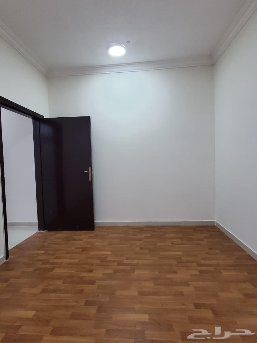 فيلا 10 غرف في ظهرة لبن 10