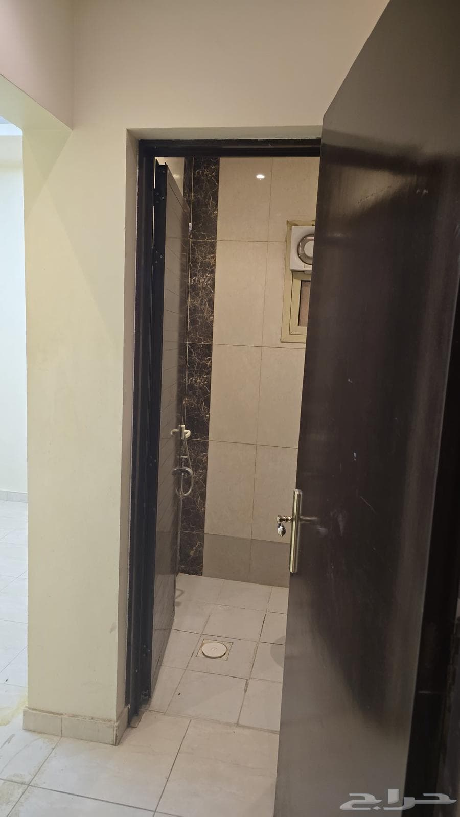 شقة 1 غرف في المونسية 1