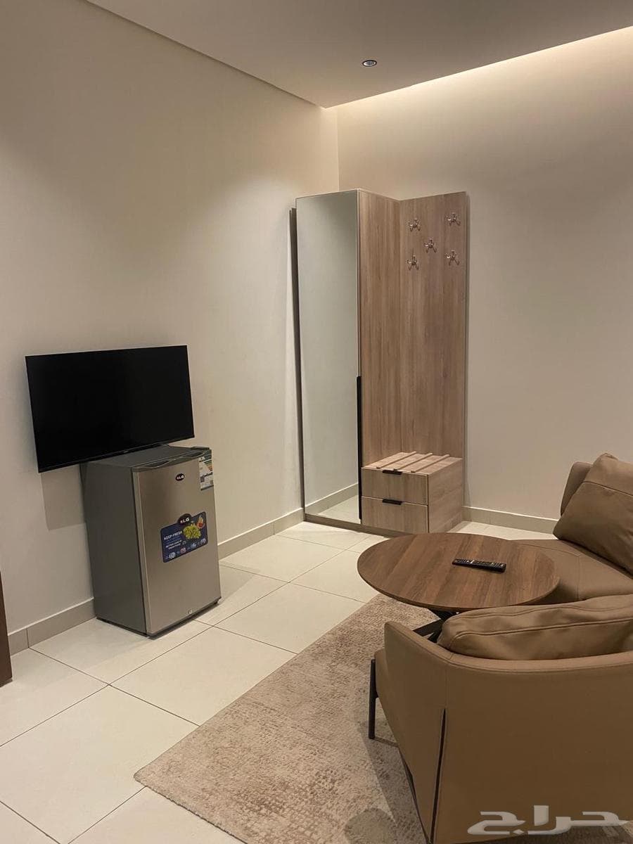 شقة 1 غرف في العارض 2