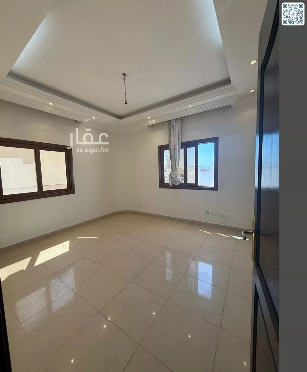 شقة 5 غرف في الصفا 15