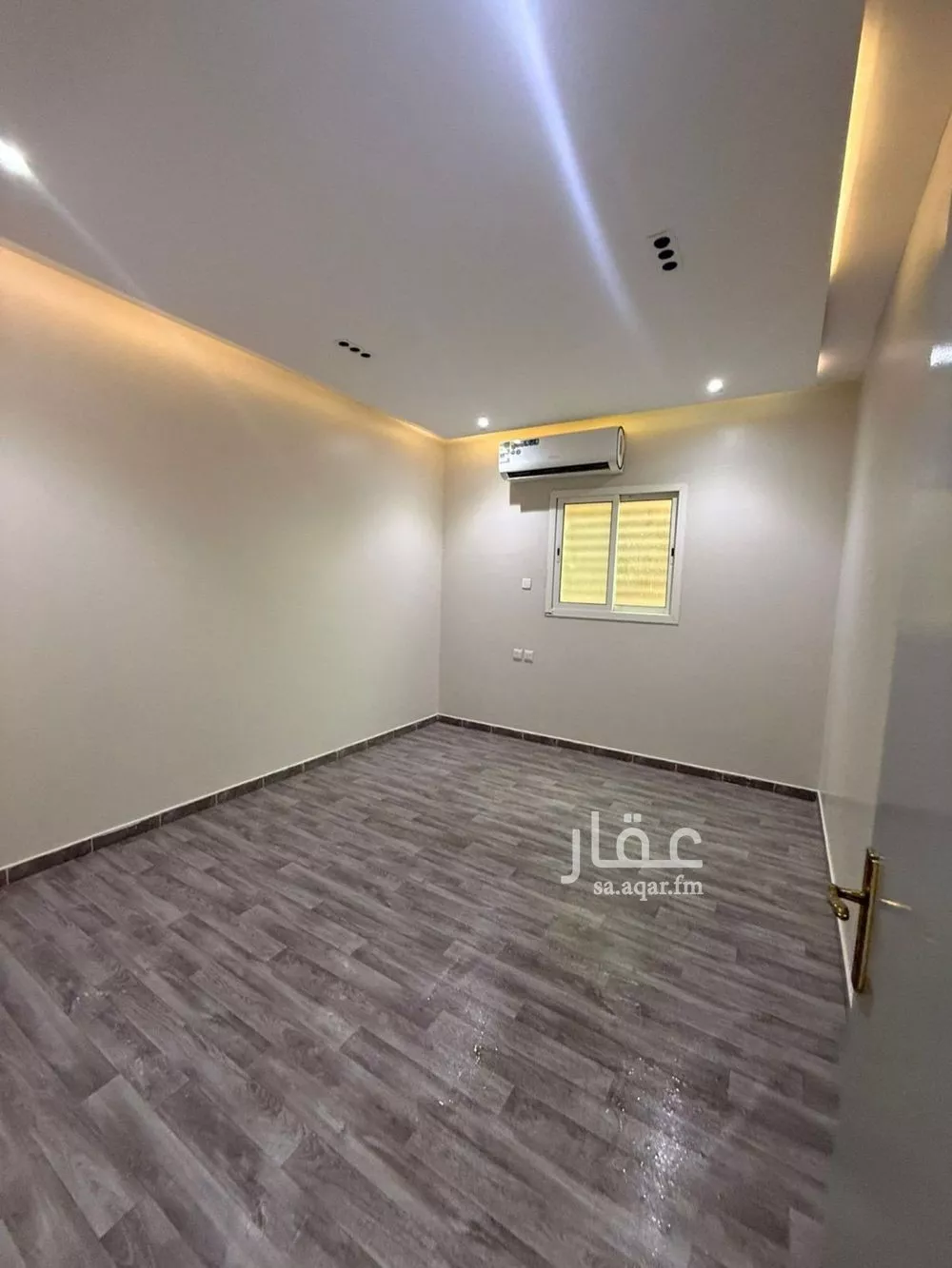 شقة 1 غرف في العقيق 4