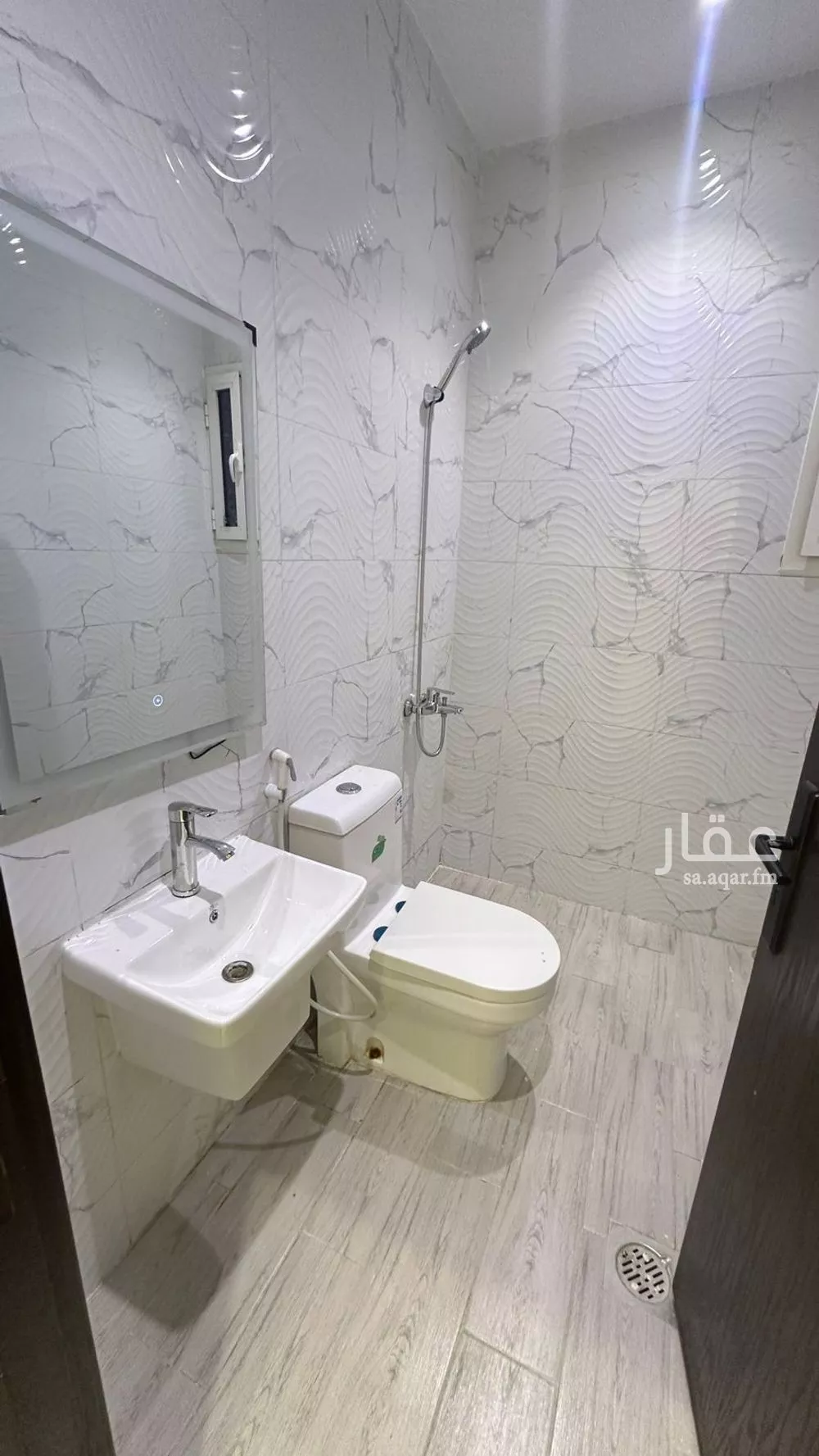 5 bedroom apartment in Al Rabwa 2