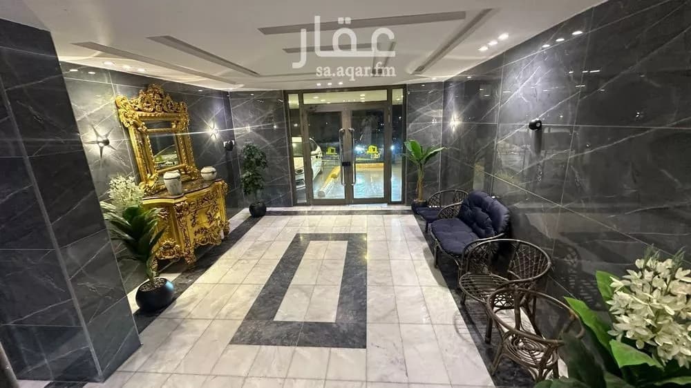 5 bedroom apartment in Al Rabwa 6