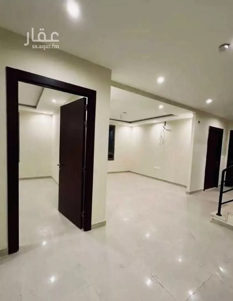 شقة 6 غرف في الأمير فواز الجنوبي 12