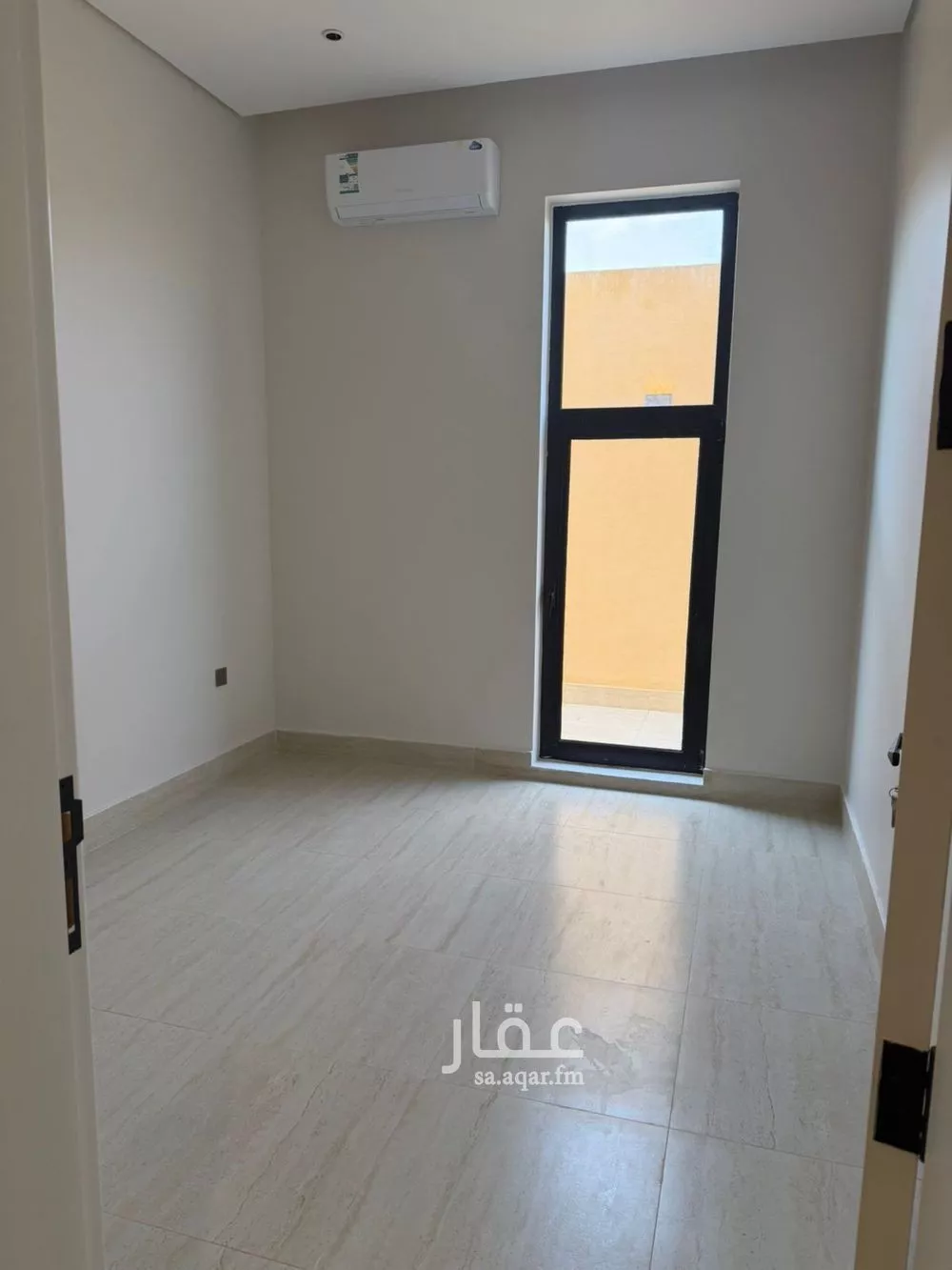 شقة 3 غرف في الرمال 9