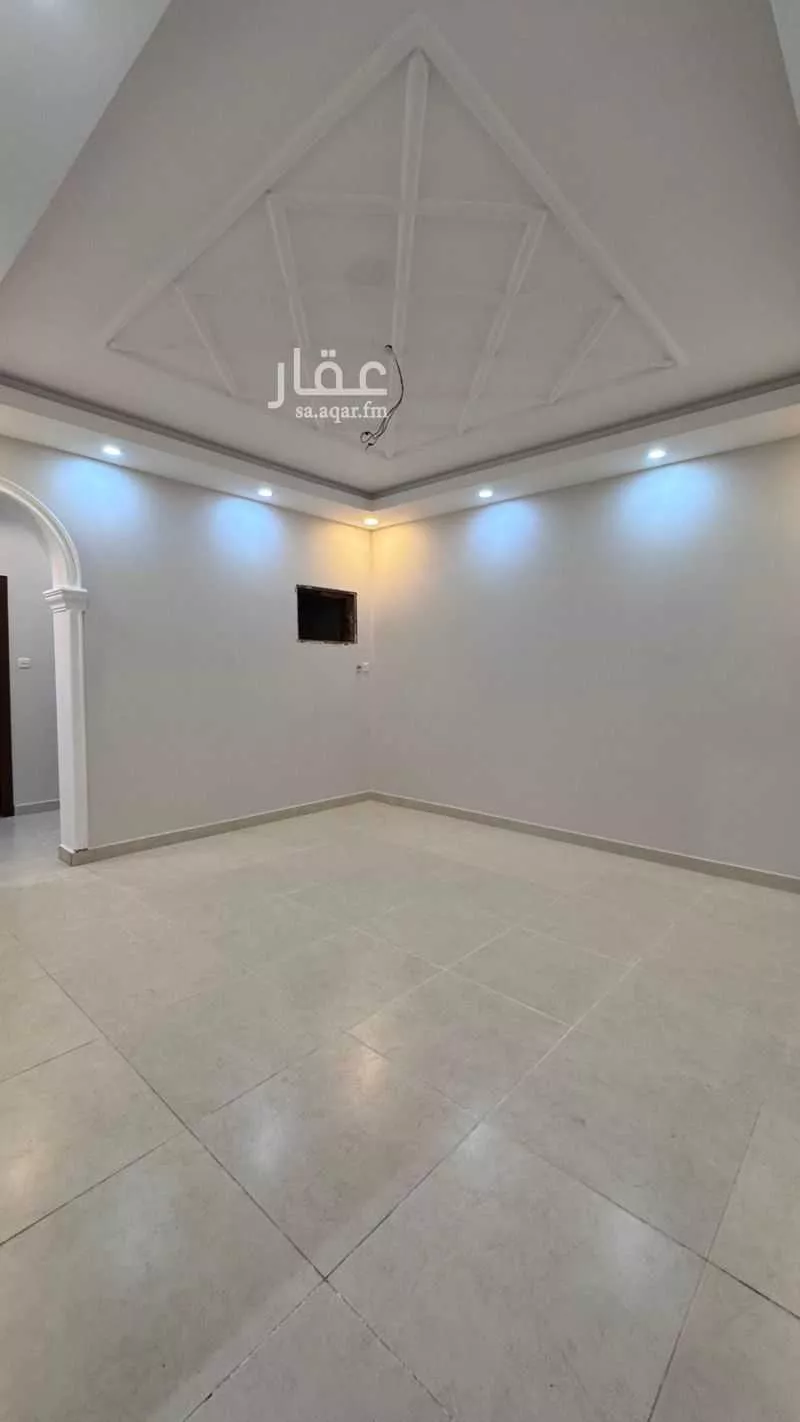 شقة 4 غرف في الهدا 2