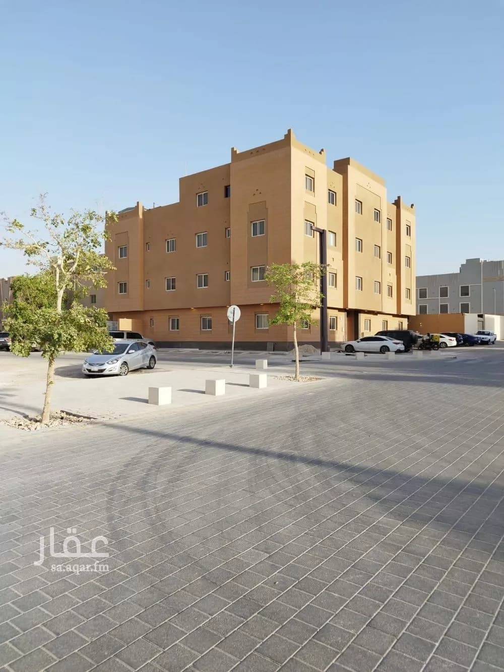 1 bedroom apartment in Irqah 1