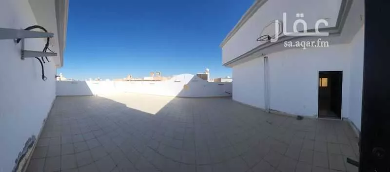 6 bedroom apartment in Al Hamdaniyah 5