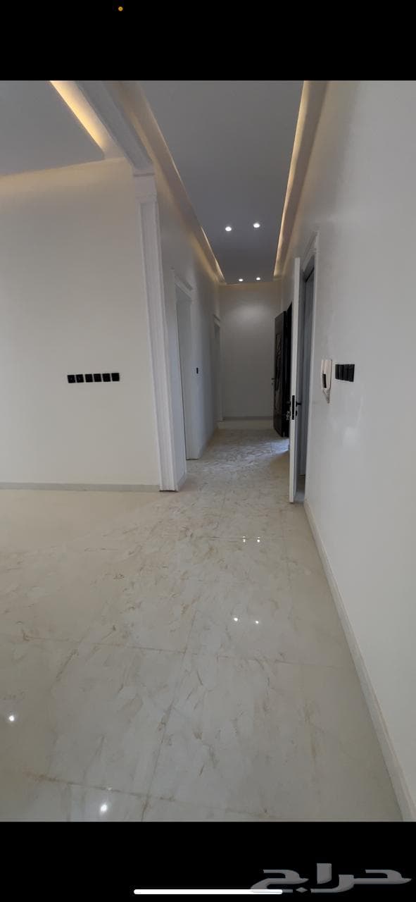 4 bedroom apartment in Al Janadriyah 15