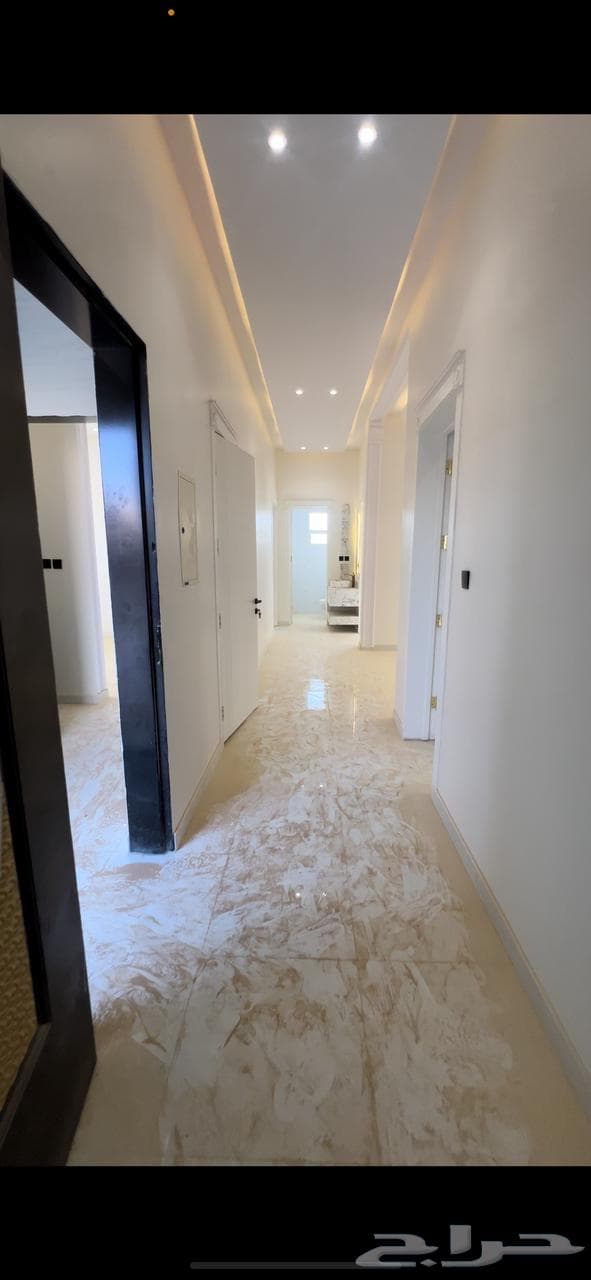4 bedroom apartment in Al Janadriyah 5
