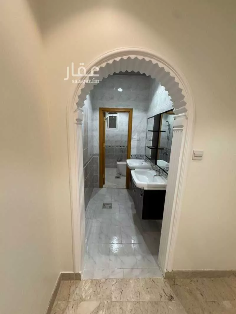 3 bedroom floor in Al Rabwa 4