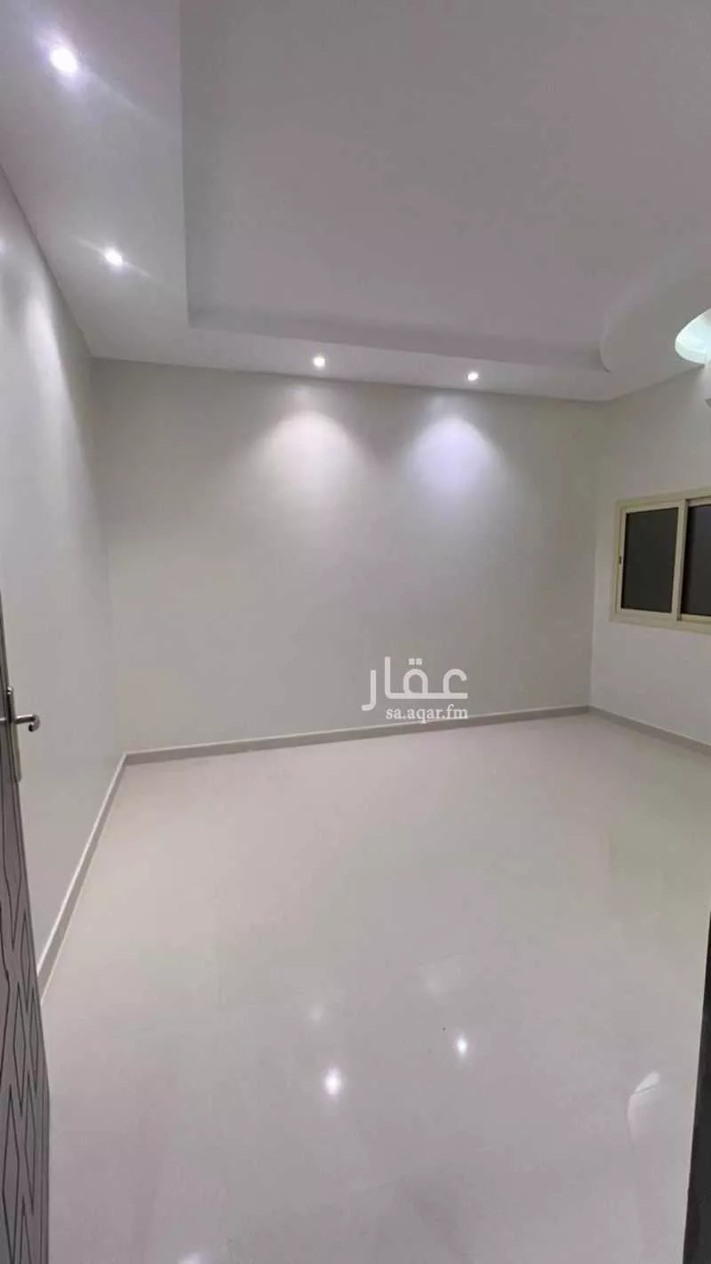 1 bedroom apartment in Dhahrat Laban 12