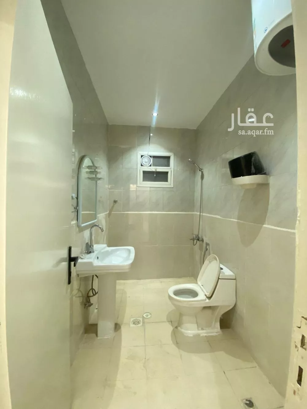 2 bedroom apartment in Al Wizarat 6