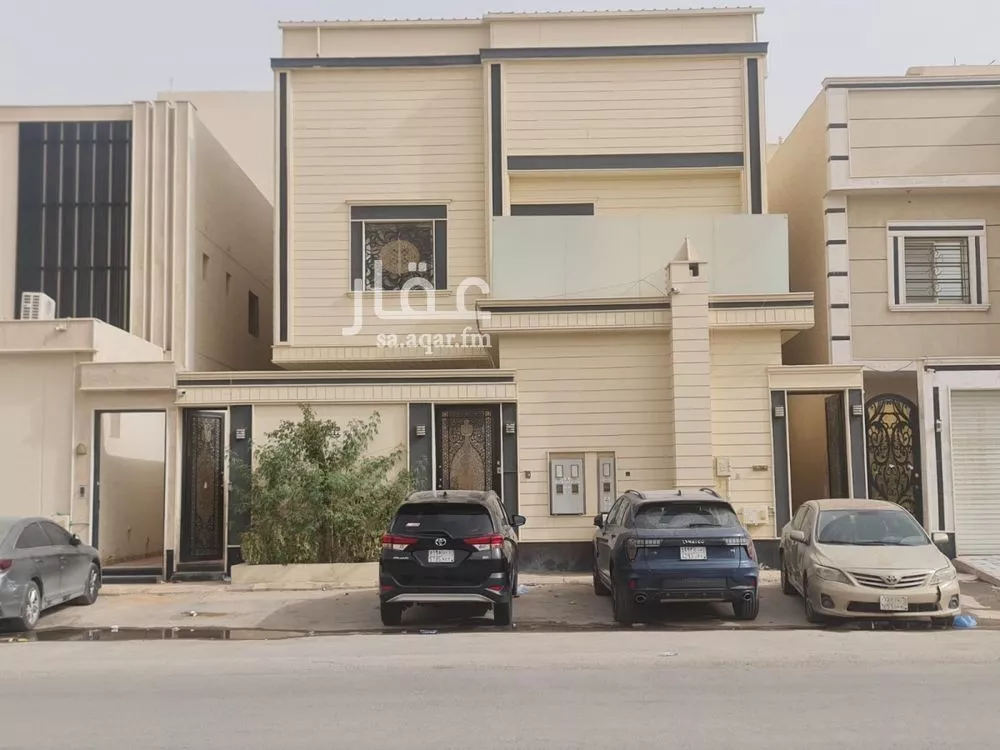 فيلا 17 غرف في الرمال