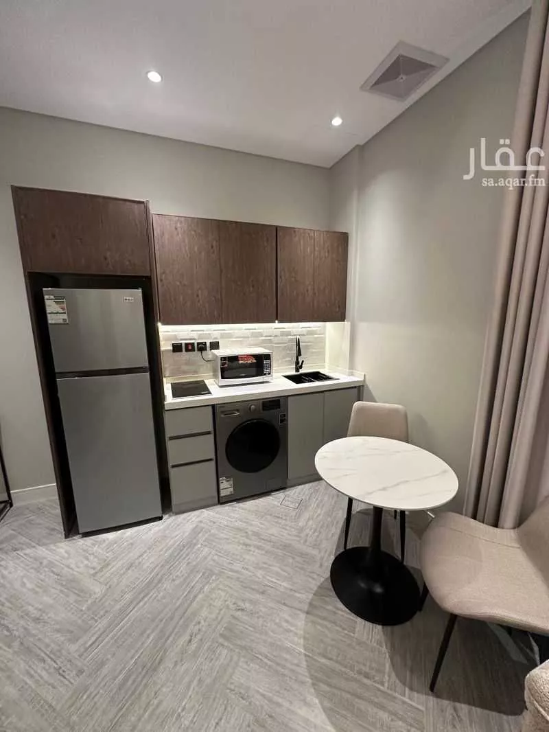 2 bedroom apartment in Al Rawdah 6