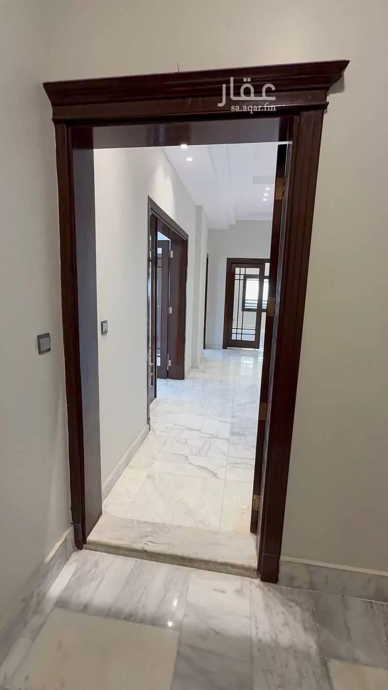 شقة 4 غرف في العزيزية 4