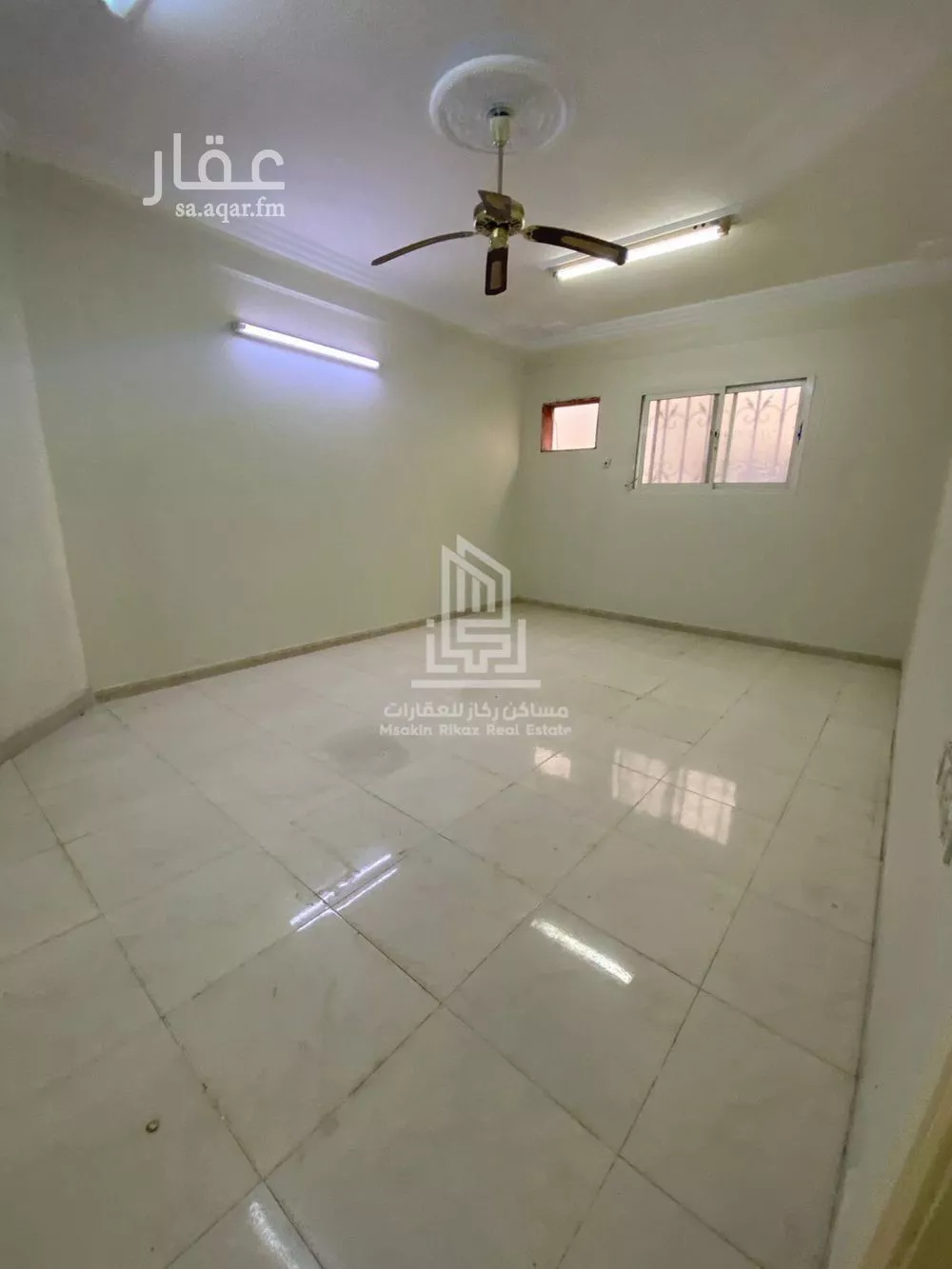 شقة 4 غرف في الروابي 12