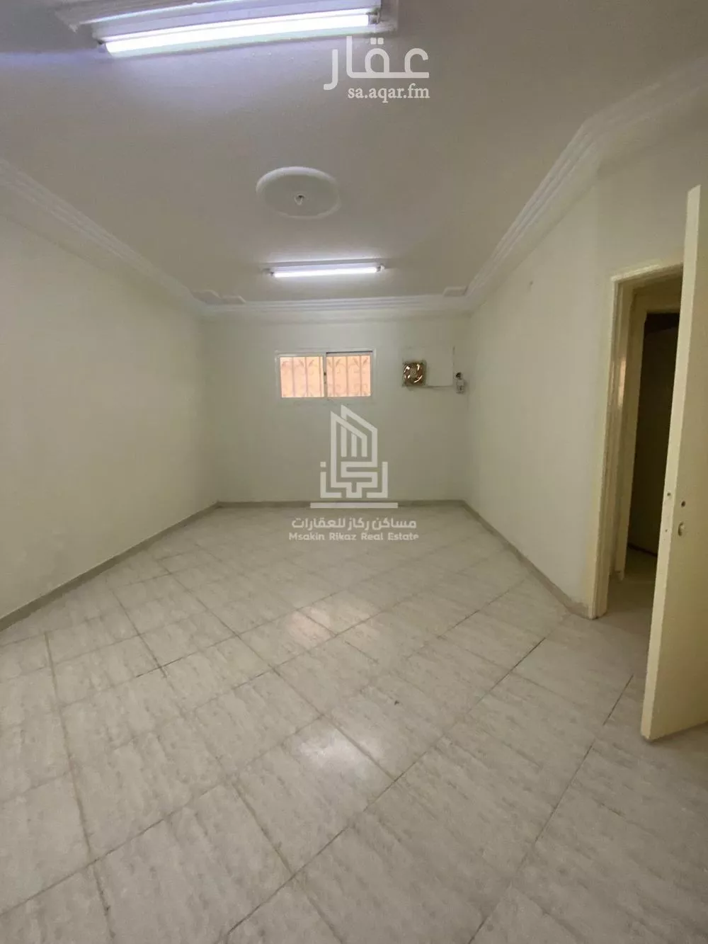 شقة 4 غرف في الروابي 8