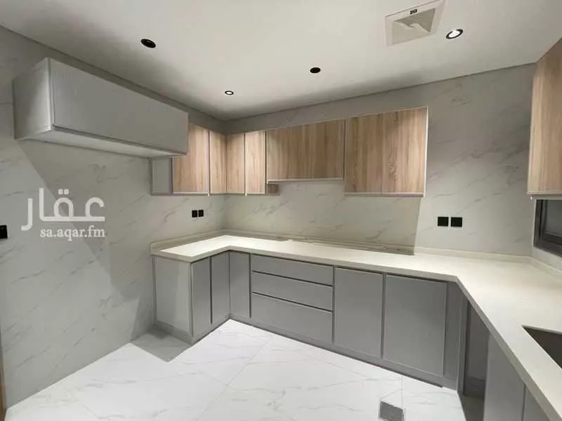 شقة 5 غرف في الروضة 2