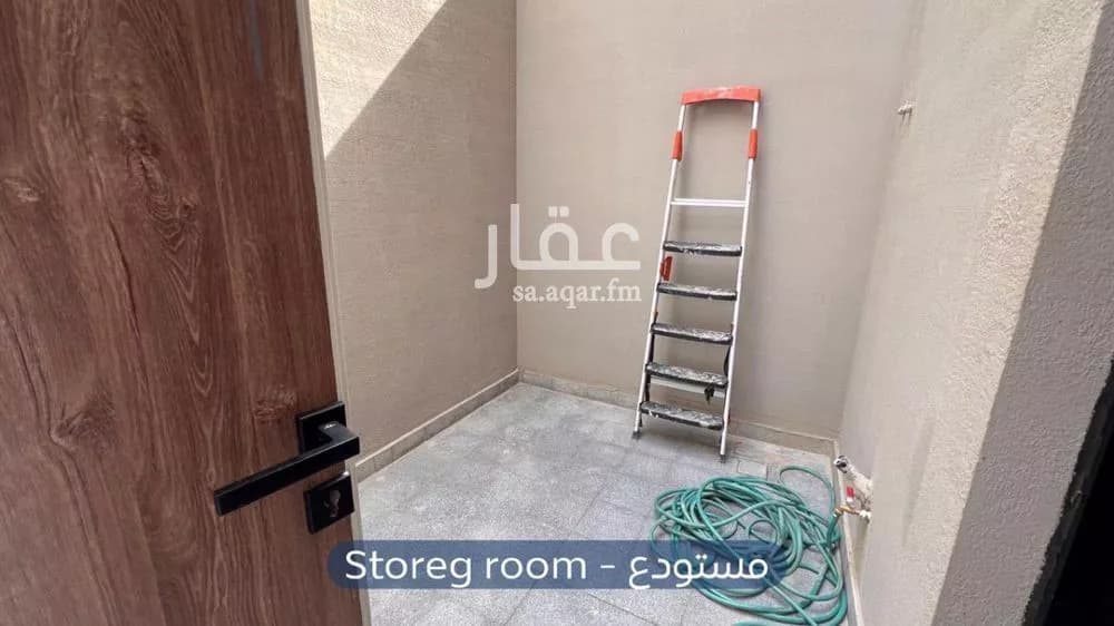 فيلا 3 غرف في العارض 10