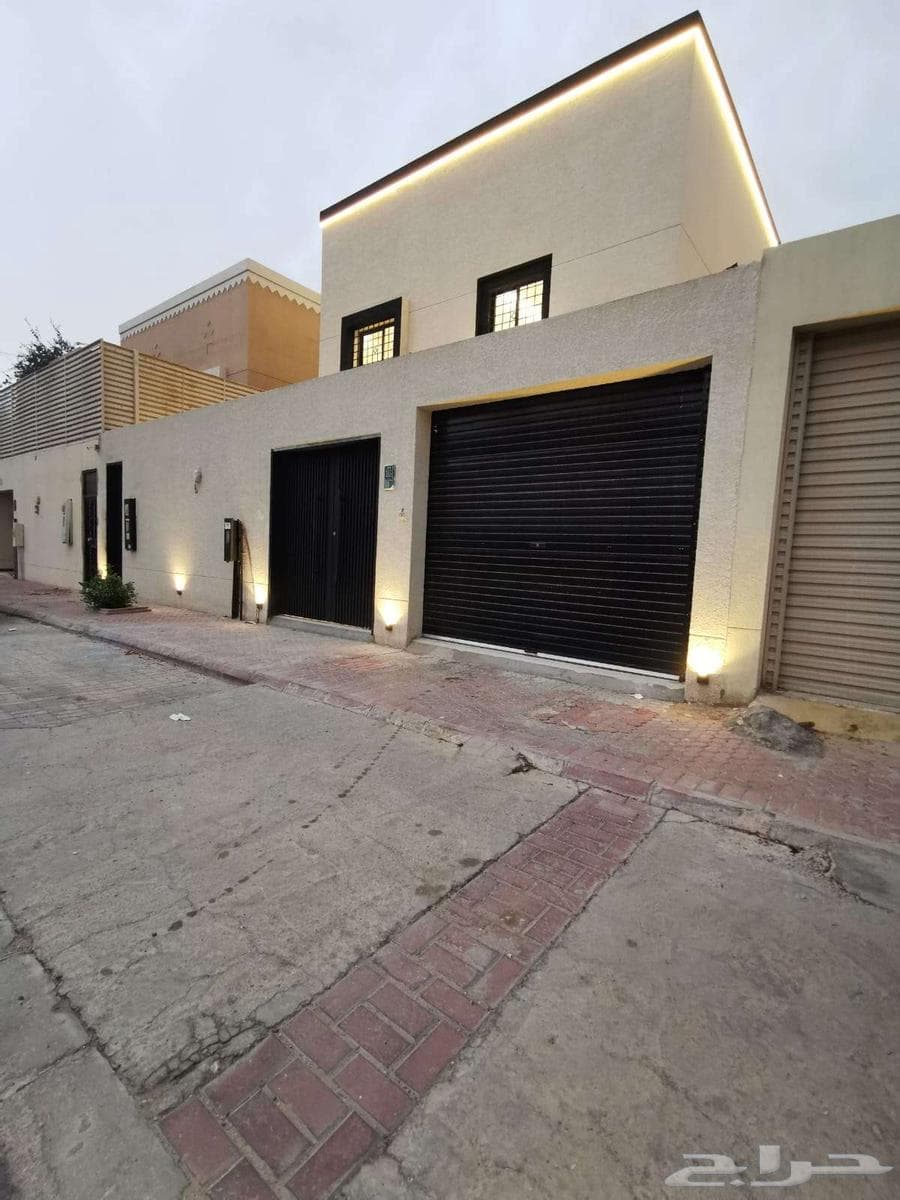 فيلا  في العوالي 3