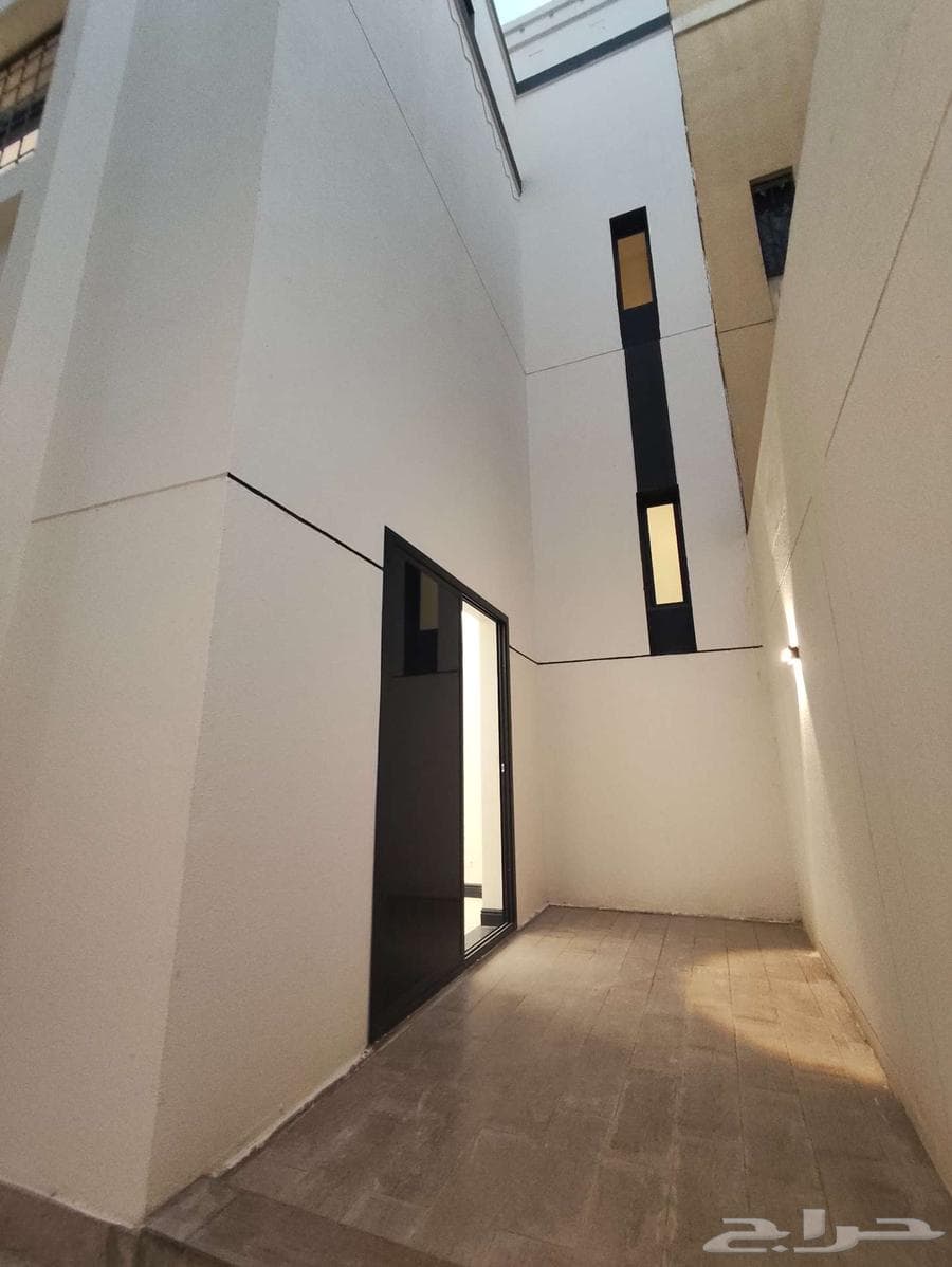 فيلا  في العوالي 7