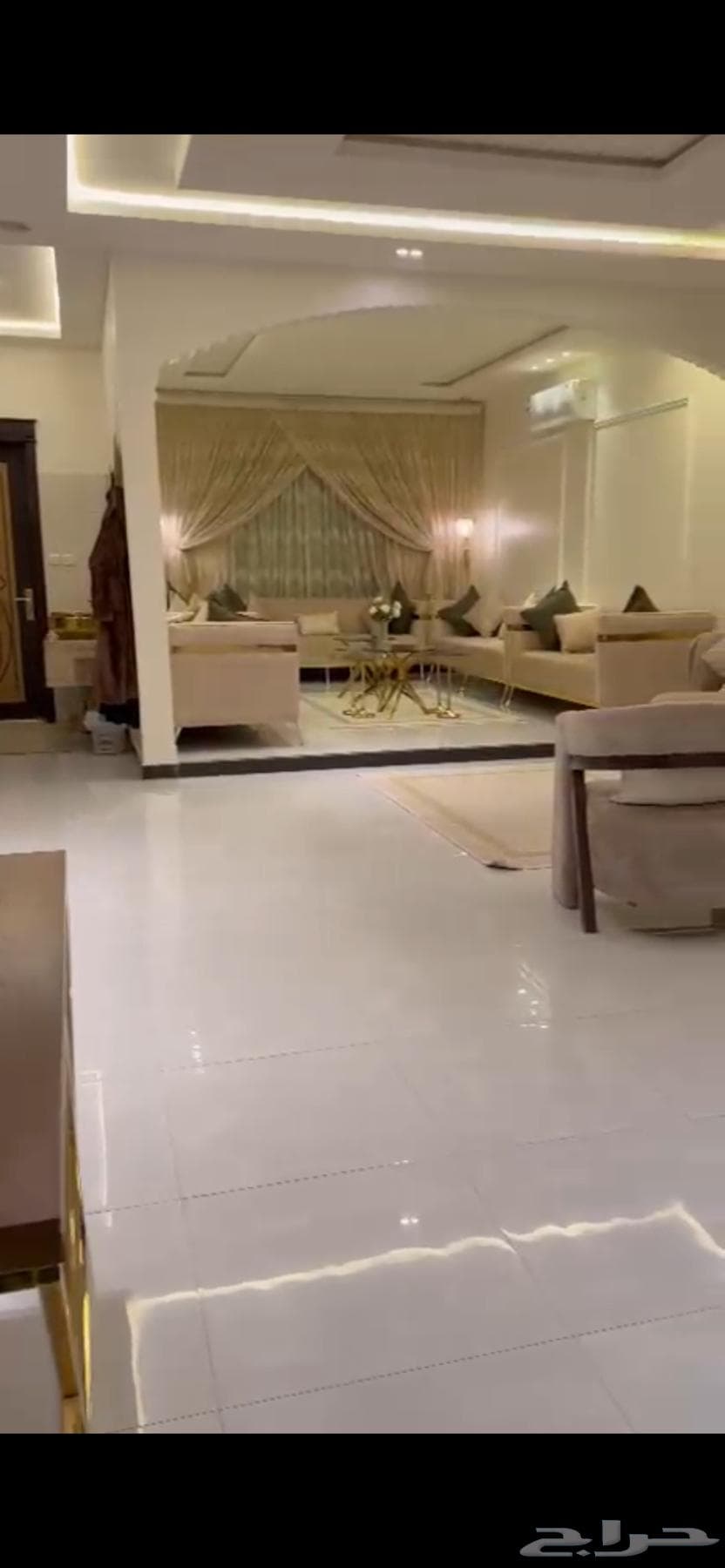9 bedroom villa in Al Qadisiyah 2
