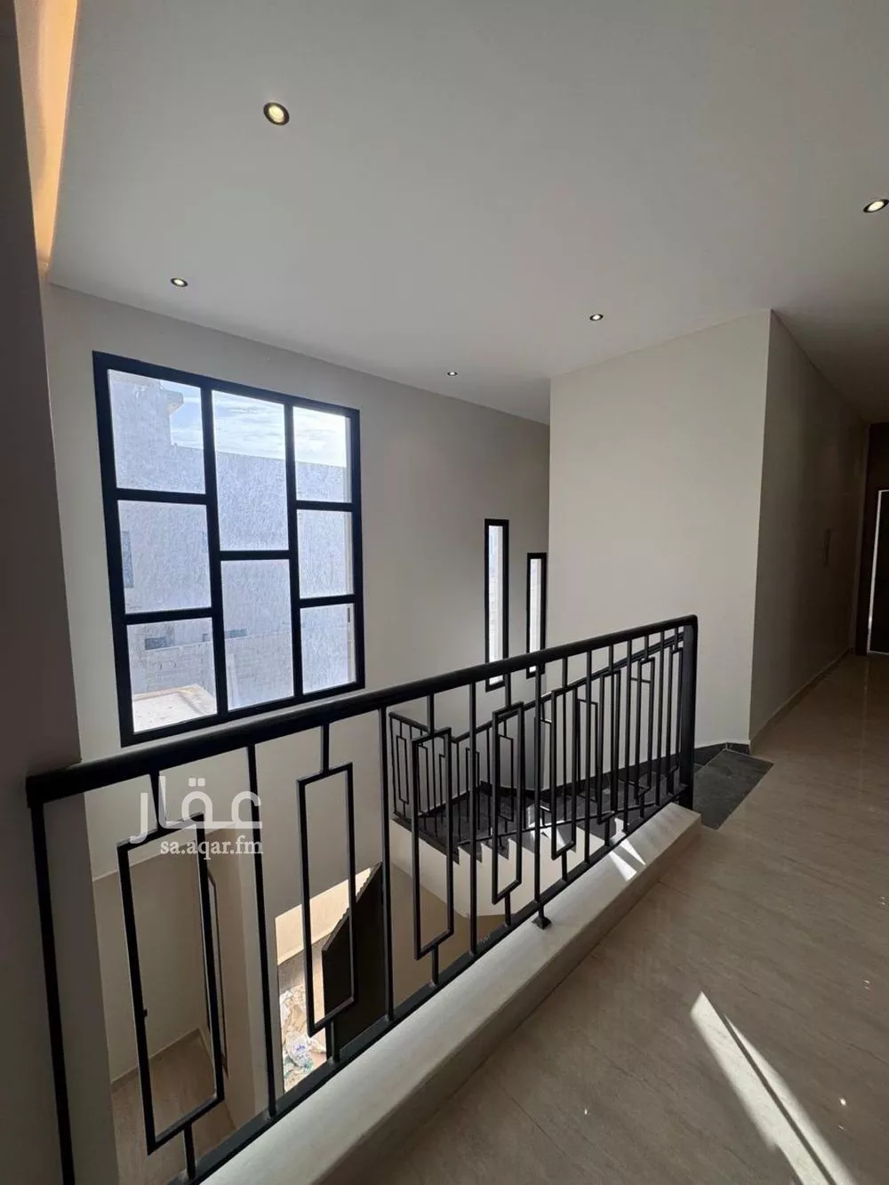 5 bedroom villa in Al Janadriyah 3