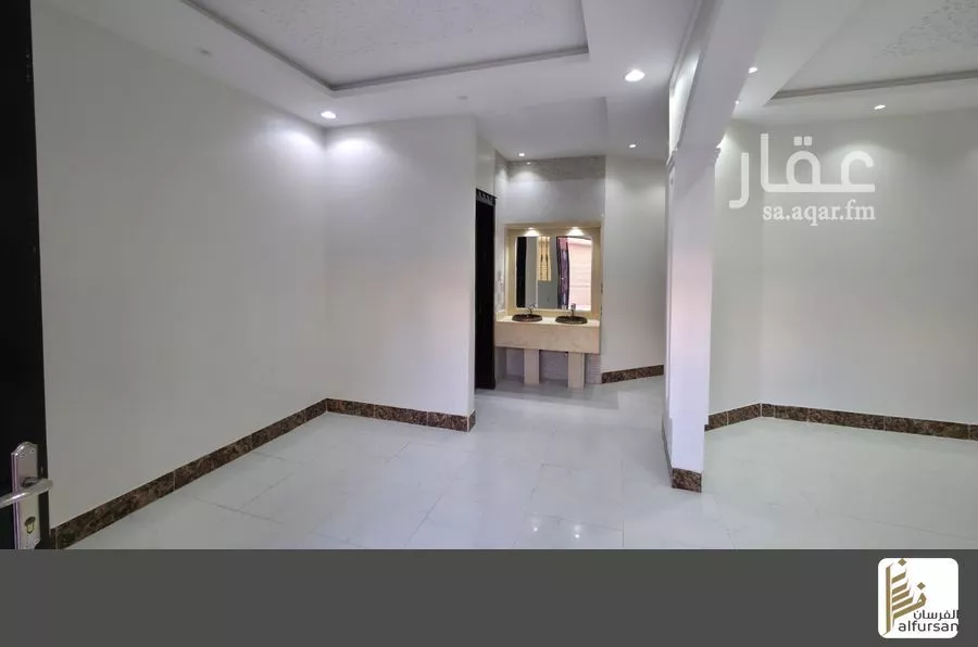 فيلا 8 غرف في طويق 1