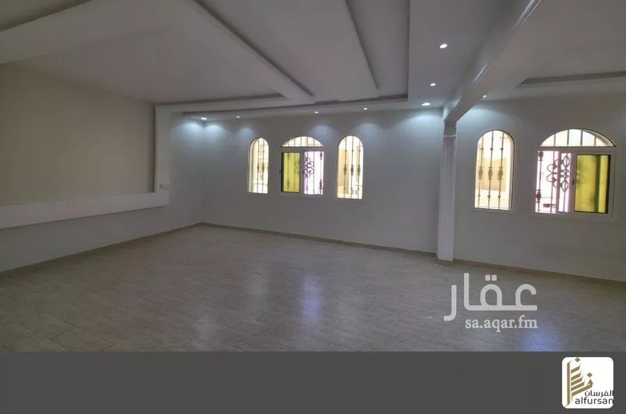 فيلا 8 غرف في طويق 10