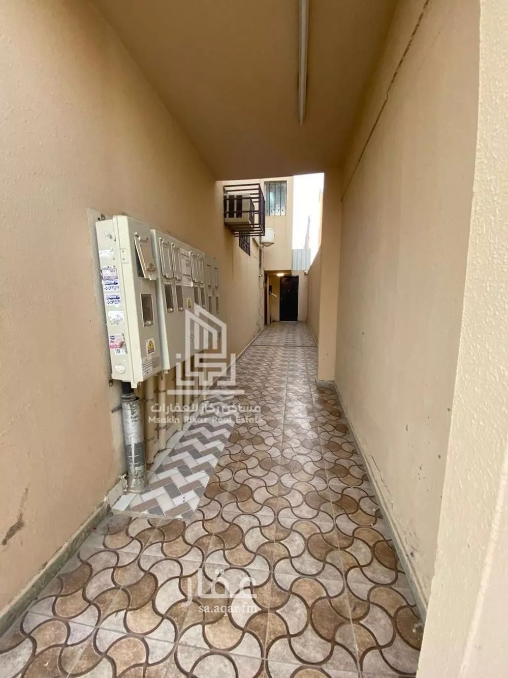 شقة 4 غرف في الروابي 2