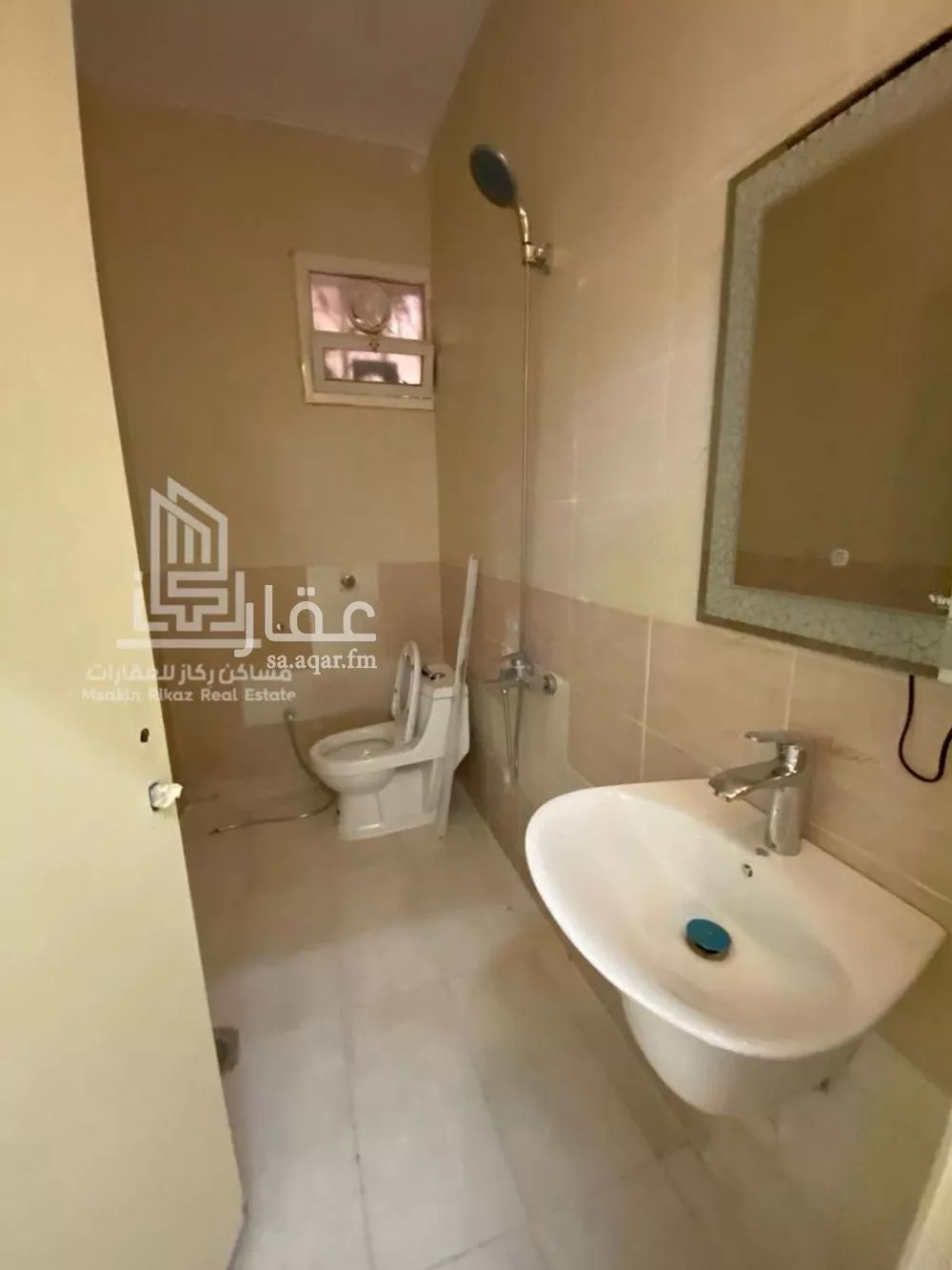 شقة 4 غرف في الروابي 14