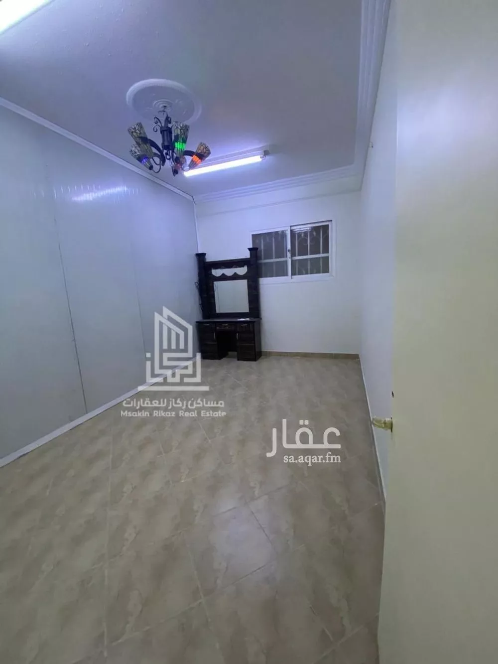 شقة 4 غرف في الروابي 7