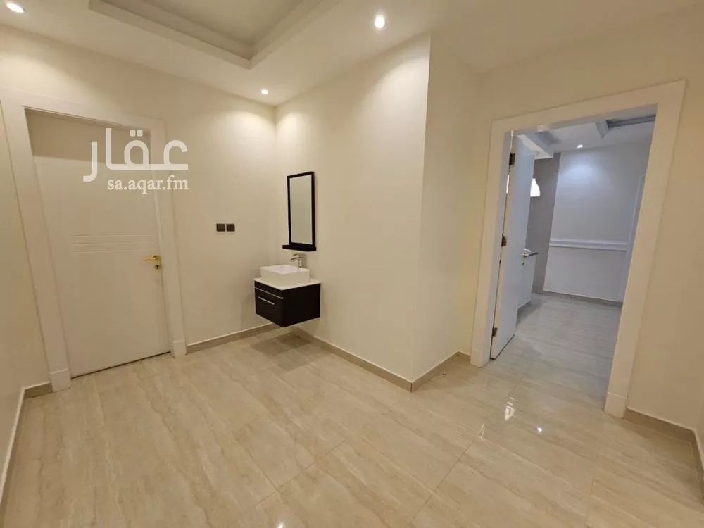 3 bedroom apartment in Al Malqa 12