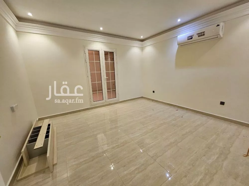 3 bedroom apartment in Al Malqa 13