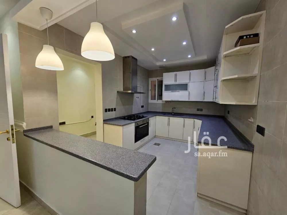 3 bedroom apartment in Al Malqa 16