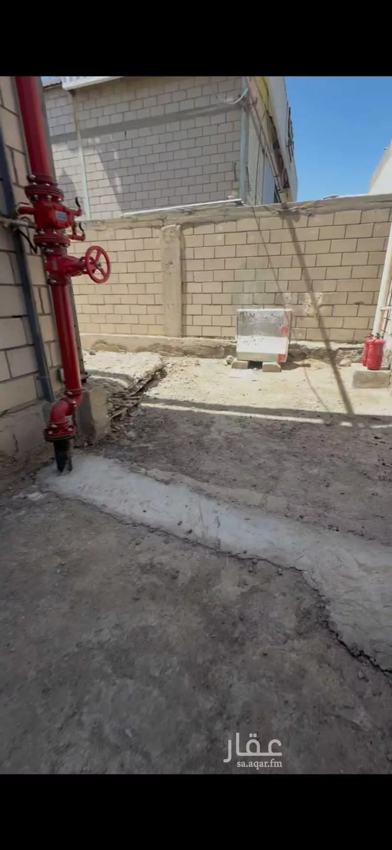 مستودع 1150 م² في النخيل 6