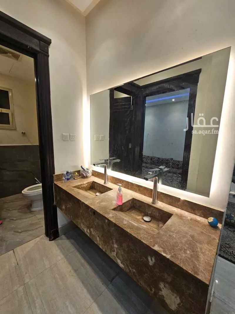 فيلا 6 غرف في المونسية 11