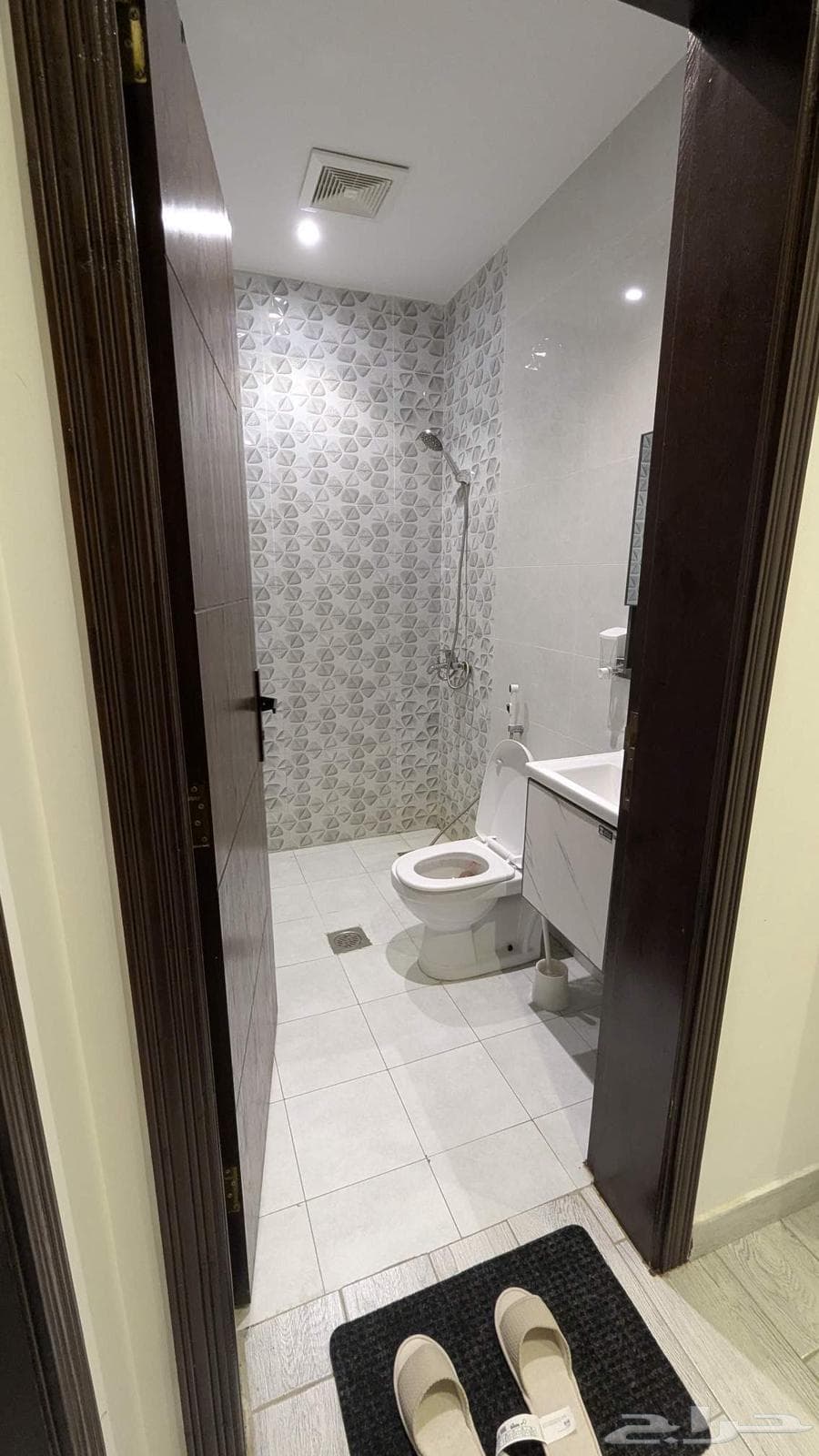 شقة 4 غرف في الصفا 10