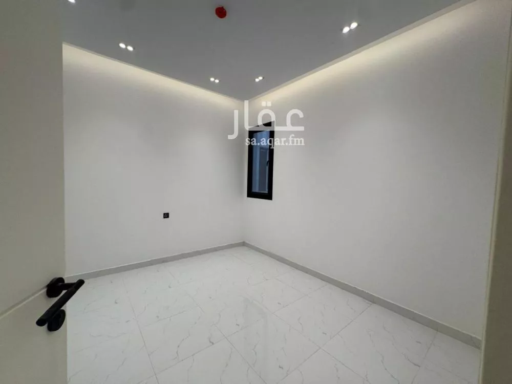 شقة 3 غرف في العريجاء الغربية 4