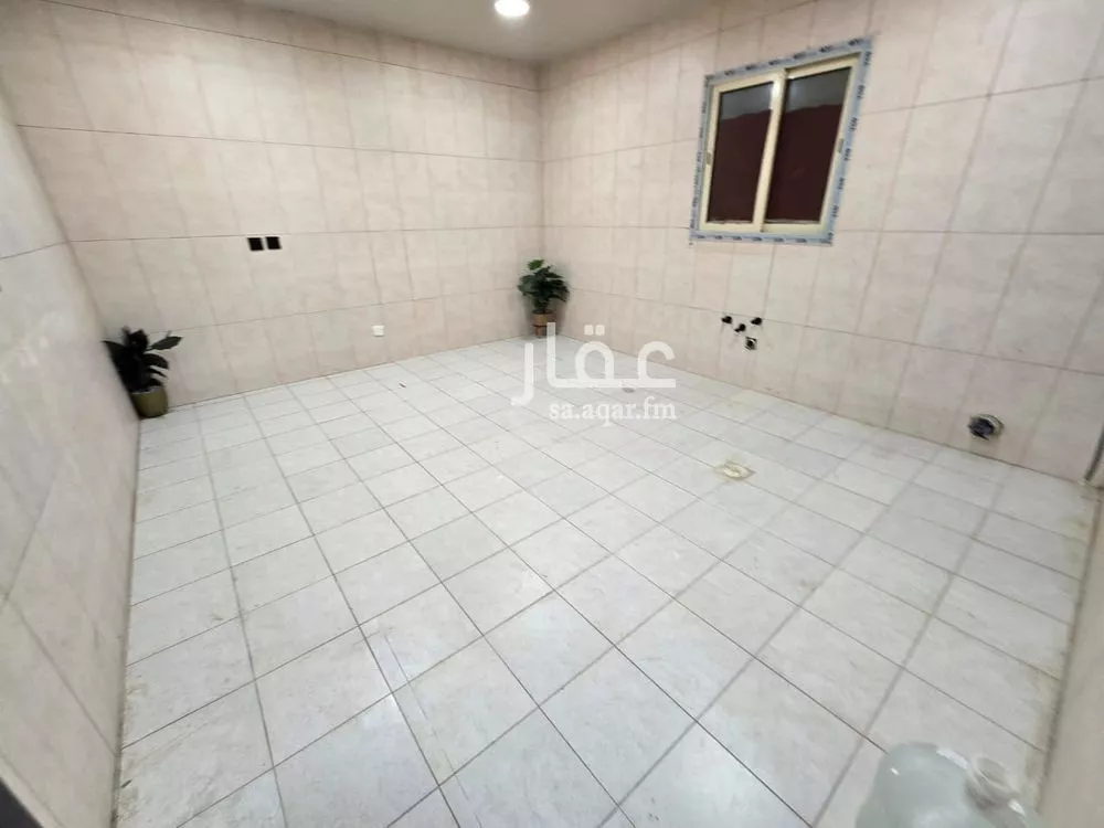 شقة 5 غرف في الشعلة 12