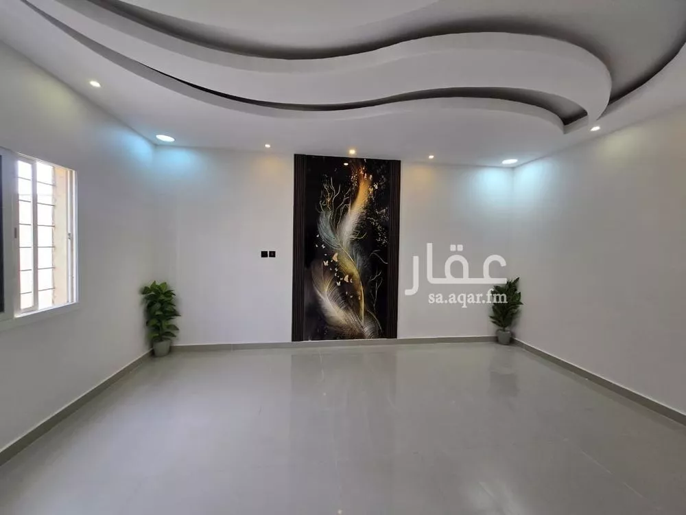 5 bedroom apartment in Dahiat King Fahd 11