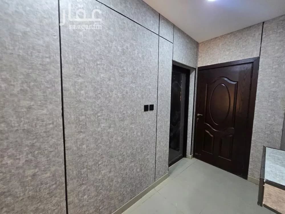 5 bedroom apartment in Dahiat King Fahd 13